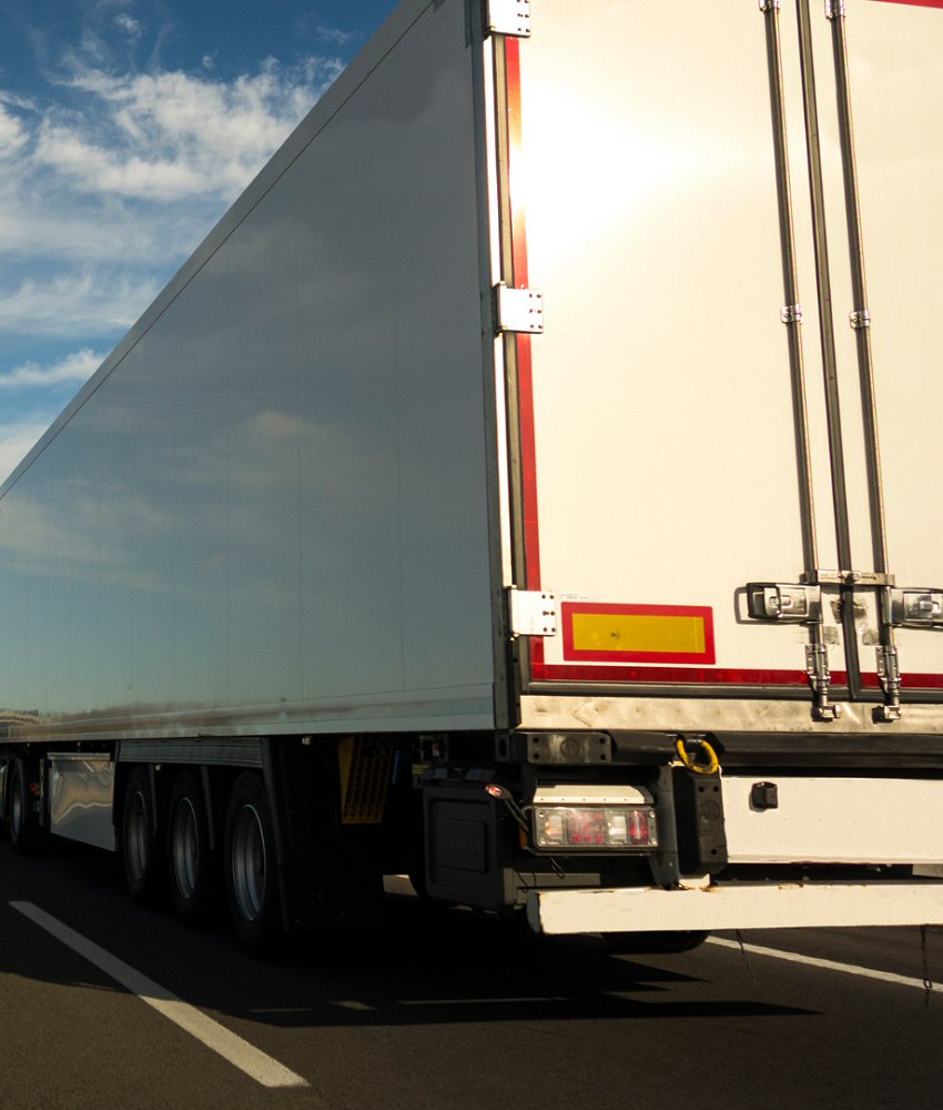 Transporte de Cargas em Caminhão Baú